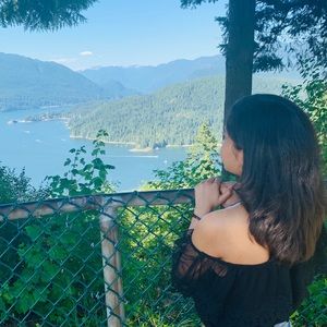 Meet your Posher, Sofia